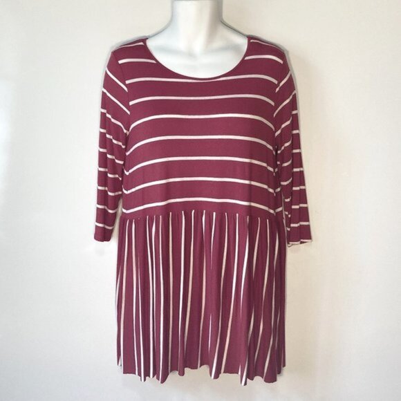 Zenana Outfitters Dresses & Skirts - Zenana Premium SZ L Red & white stripe 3/4 sleeve dress or tunic